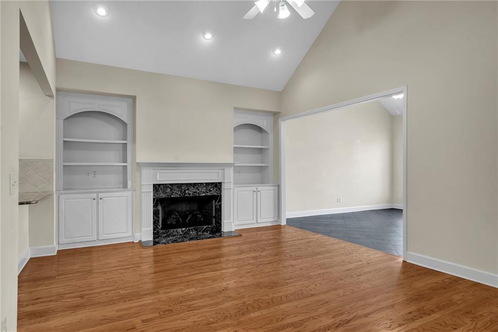 2035 Macland Square Drive Unit 28