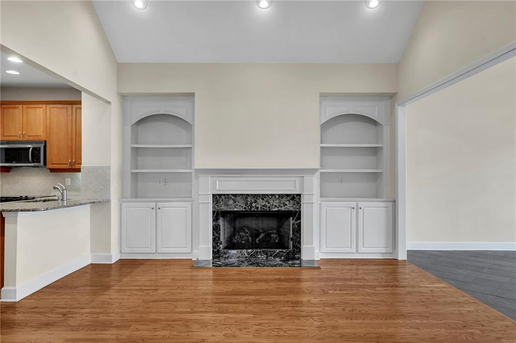 2035 Macland Square Drive Unit 28