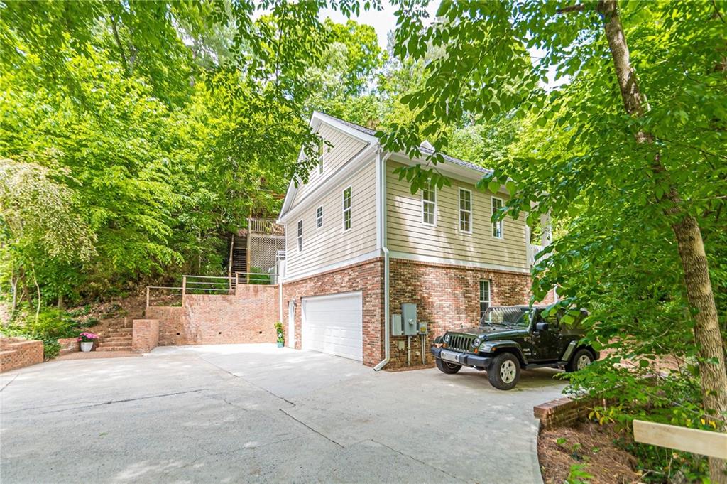 6370 River Chase Circle
