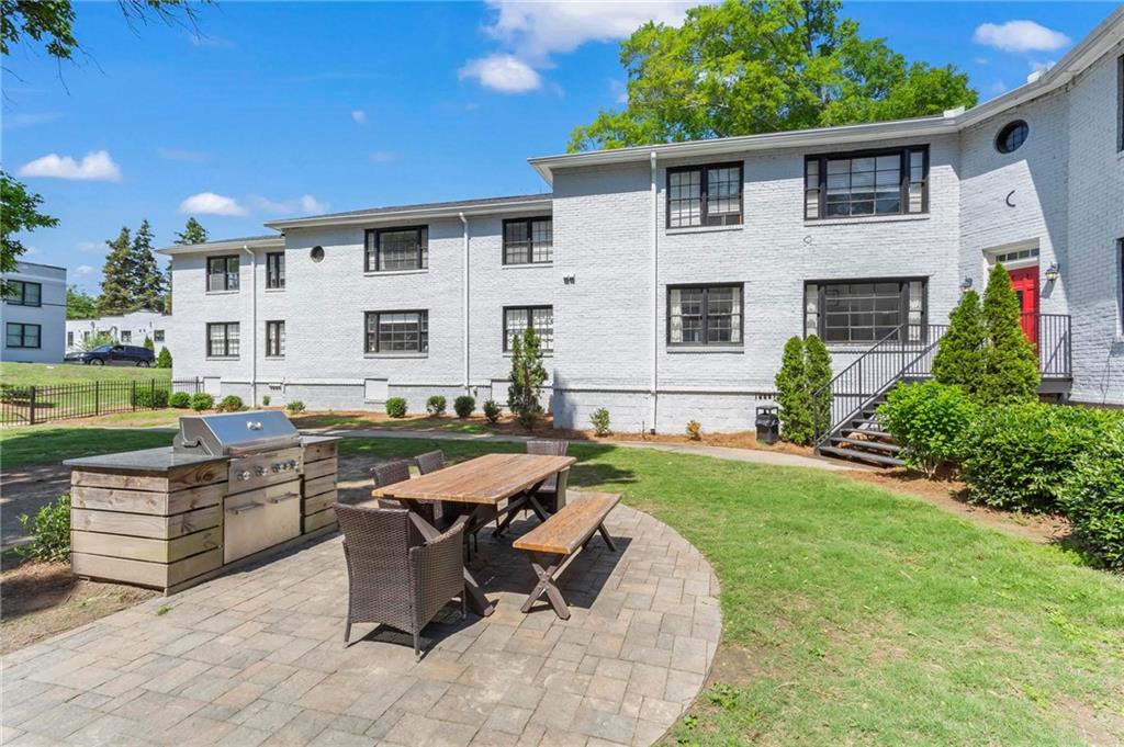 99 Peachtree Memorial Drive NW Unit C1