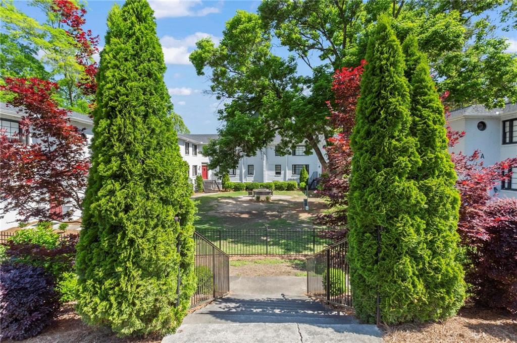 99 Peachtree Memorial Drive NW Unit C1