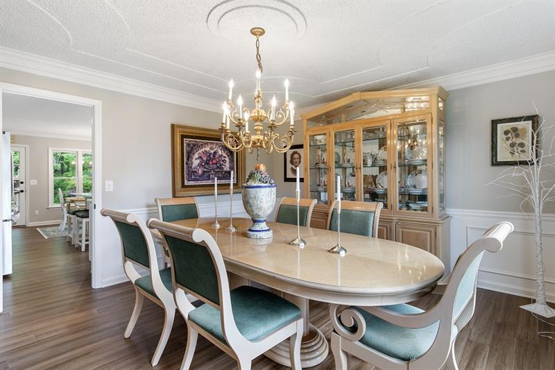 2576 Hollycreek Drive