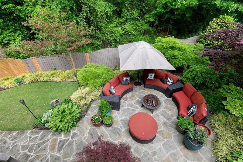 2576 Hollycreek Drive