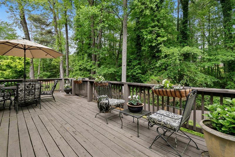 2576 Hollycreek Drive