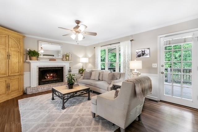 2576 Hollycreek Drive