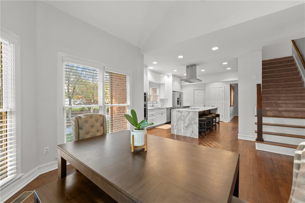 1356 Annapolis Way