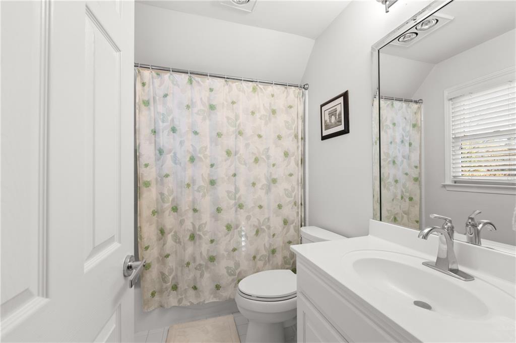 1356 Annapolis Way