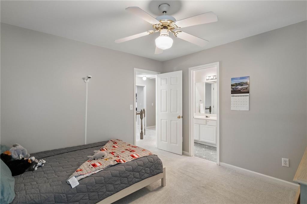 320 Kingspring Court