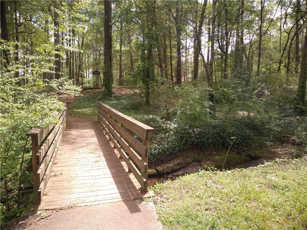 1402 Carter Road