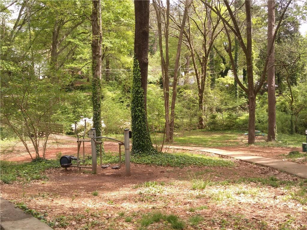 1402 Carter Road