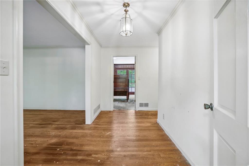 720 Edgewater Trail