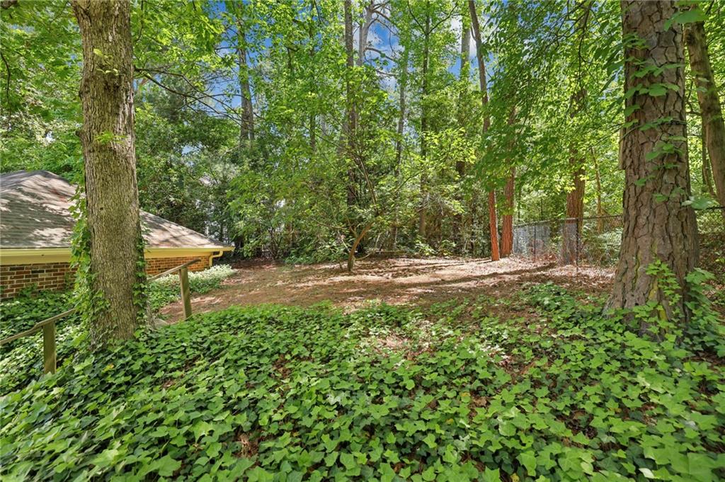 720 Edgewater Trail