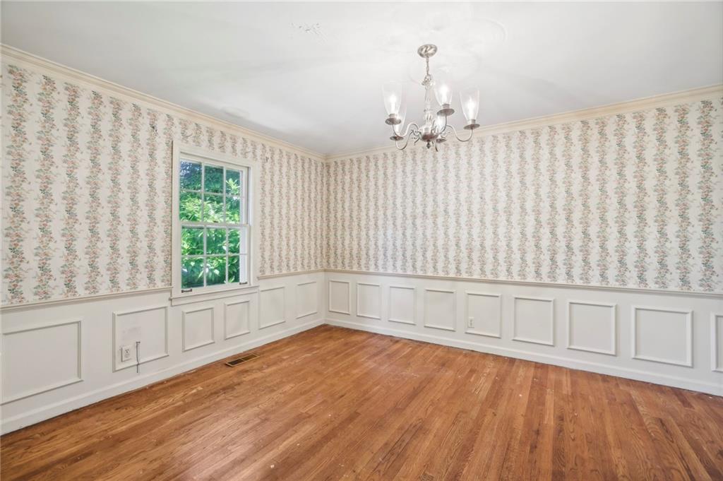 720 Edgewater Trail