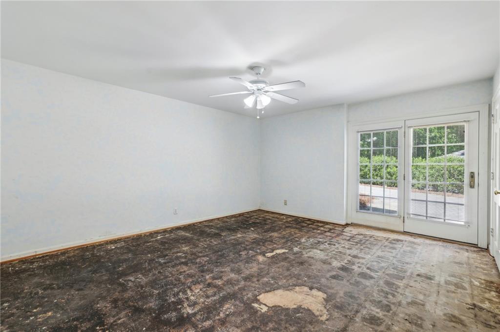 720 Edgewater Trail