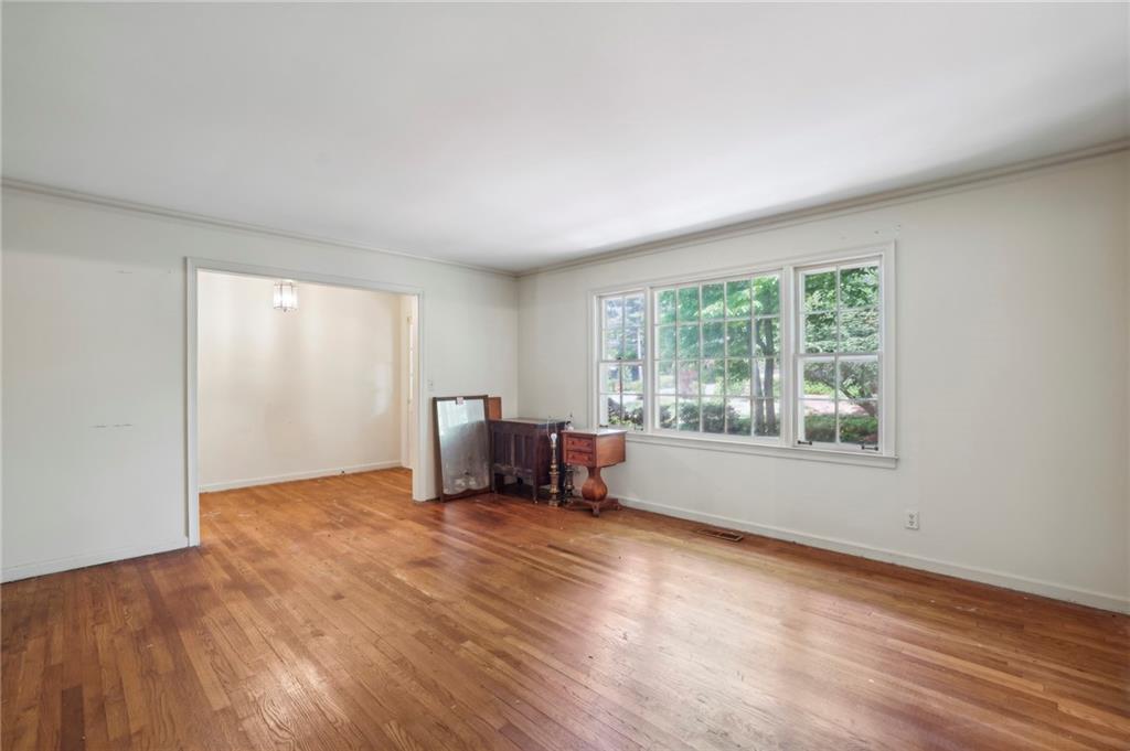 720 Edgewater Trail