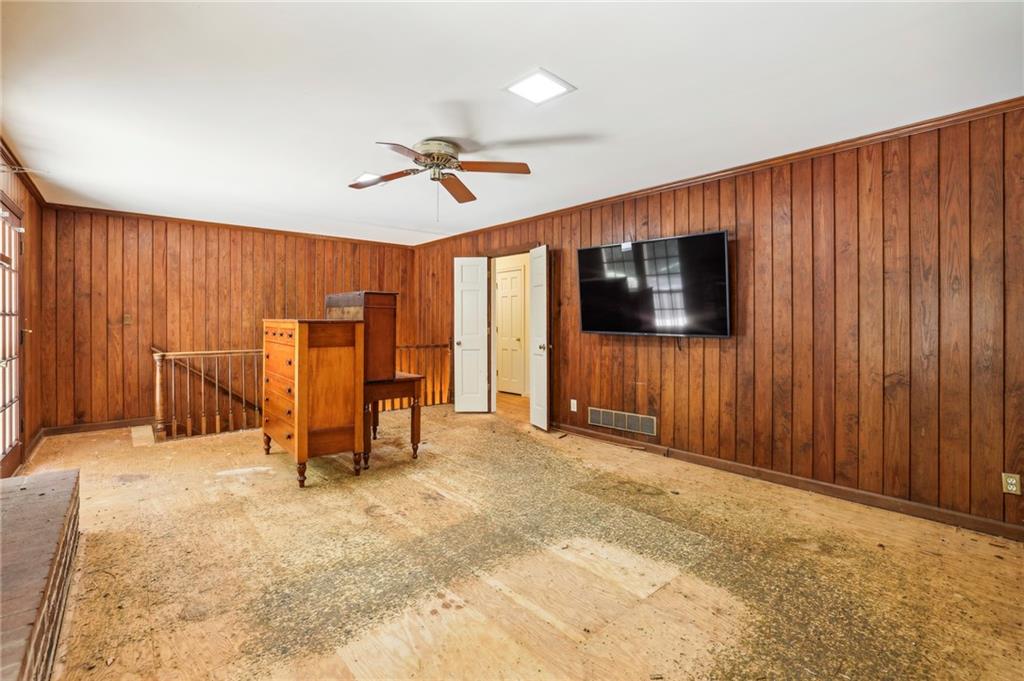 720 Edgewater Trail