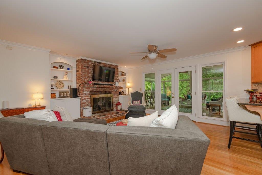 4824 Kitty Hawk Drive