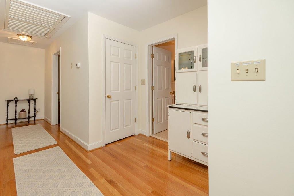 4824 Kitty Hawk Drive