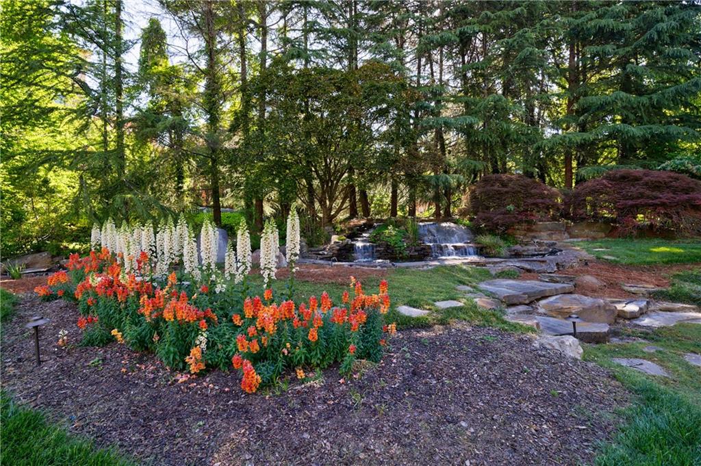 10 Perimeter Summit Boulevard NE Unit 4241