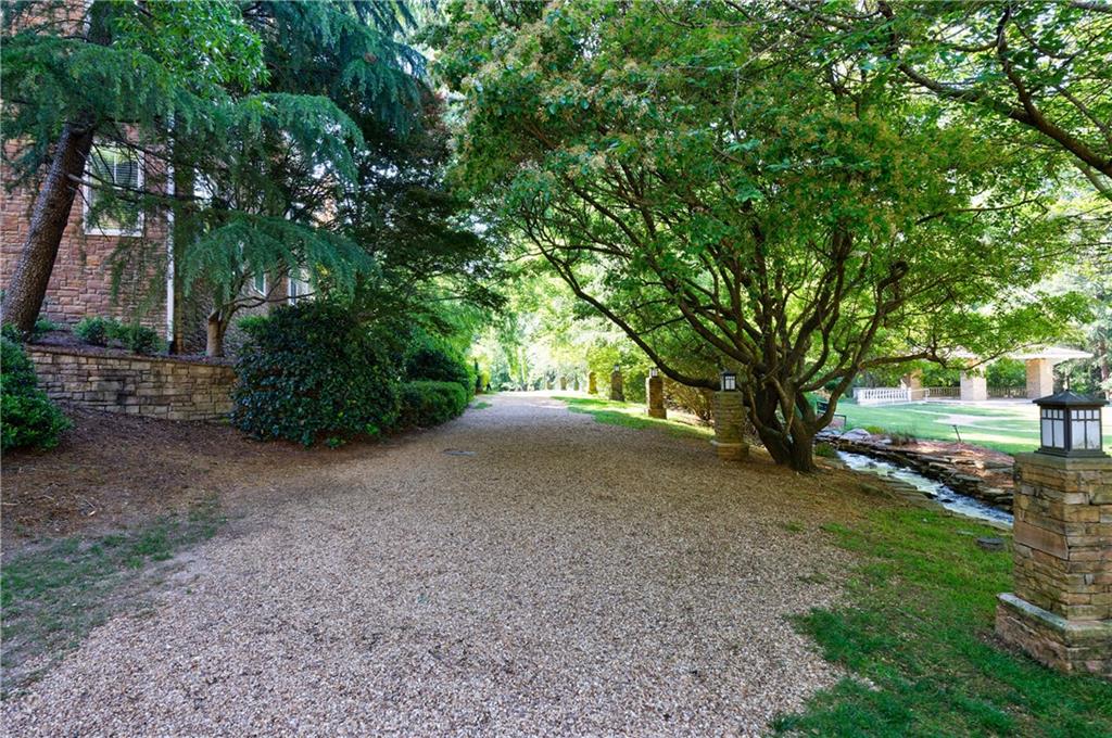 10 Perimeter Summit Boulevard NE Unit 4241