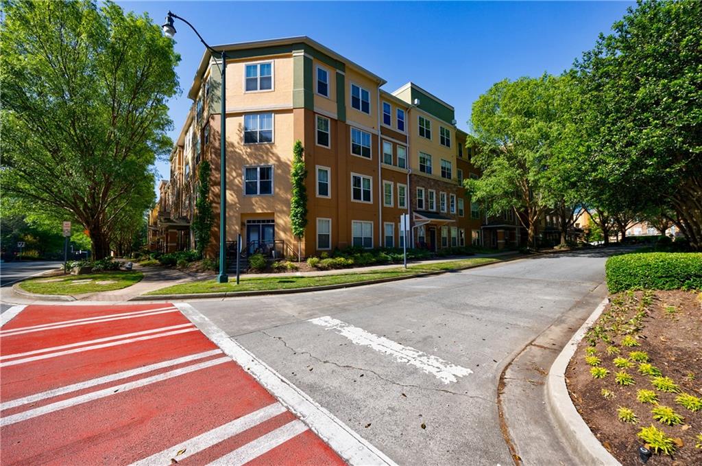 10 Perimeter Summit Boulevard NE Unit 4241