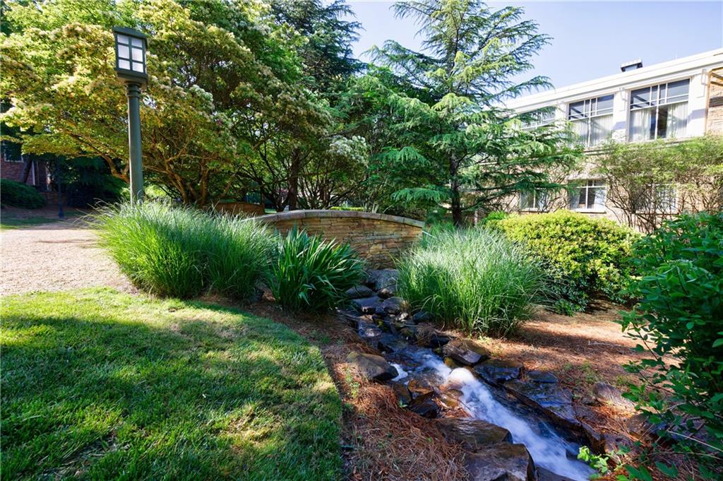 10 Perimeter Summit Boulevard NE Unit 4241
