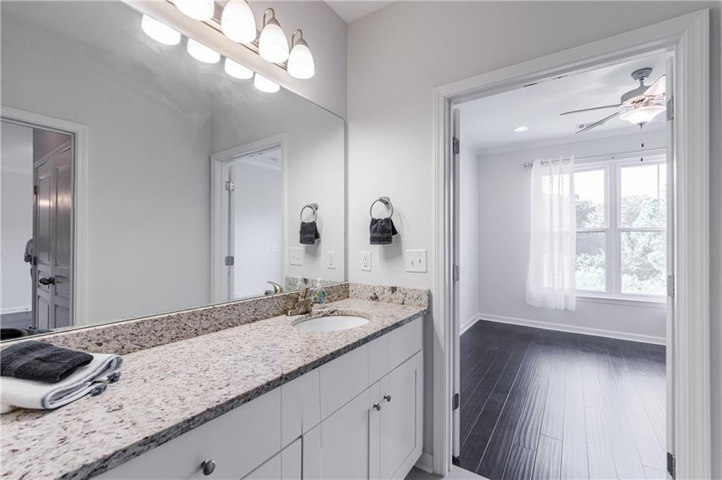 10 Perimeter Summit Boulevard NE Unit 4241