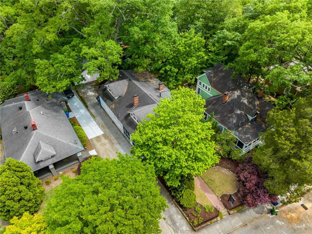 648 Woodland Avenue SE