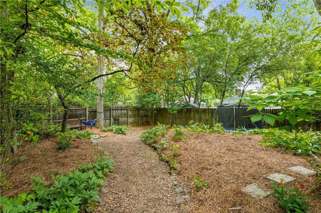 648 Woodland Avenue SE