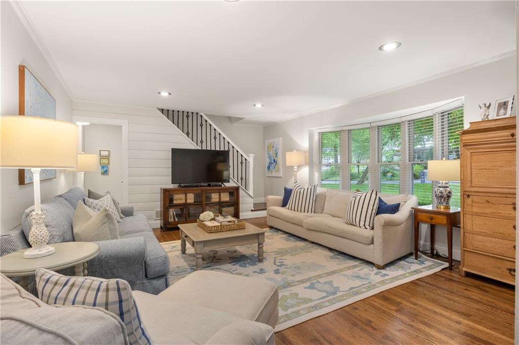 2441 Ridgewood Road NW