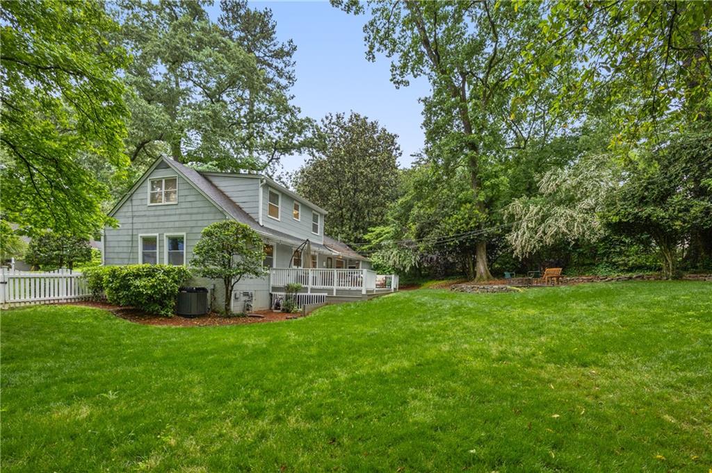 2441 Ridgewood Road NW