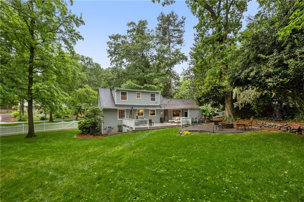 2441 Ridgewood Road NW