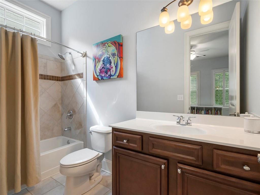 1414 Briarhaven Trail NE
