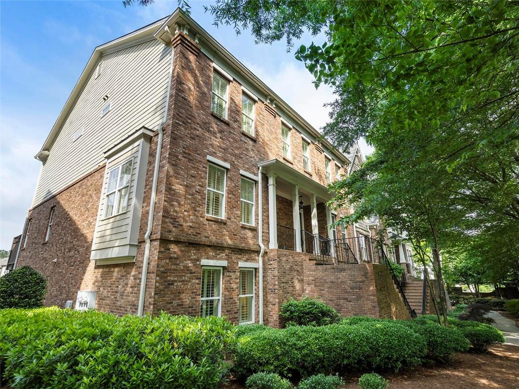 1414 Briarhaven Trail NE