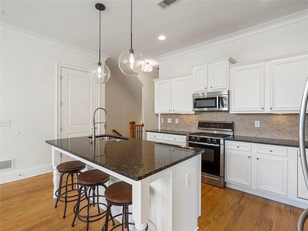 1414 Briarhaven Trail NE