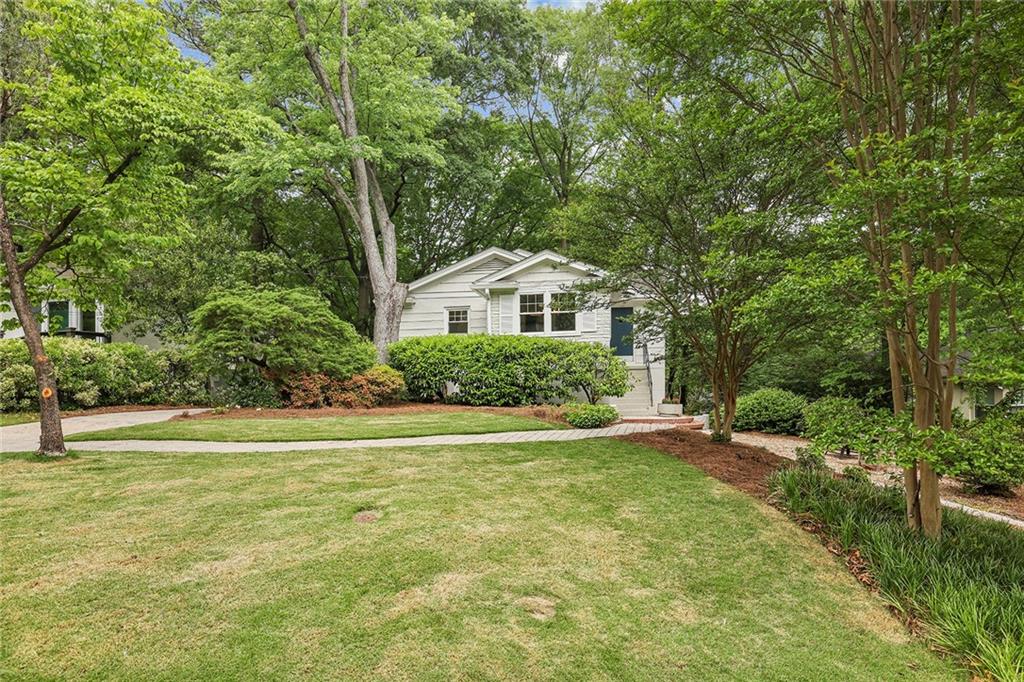 665 Upton Road NW
