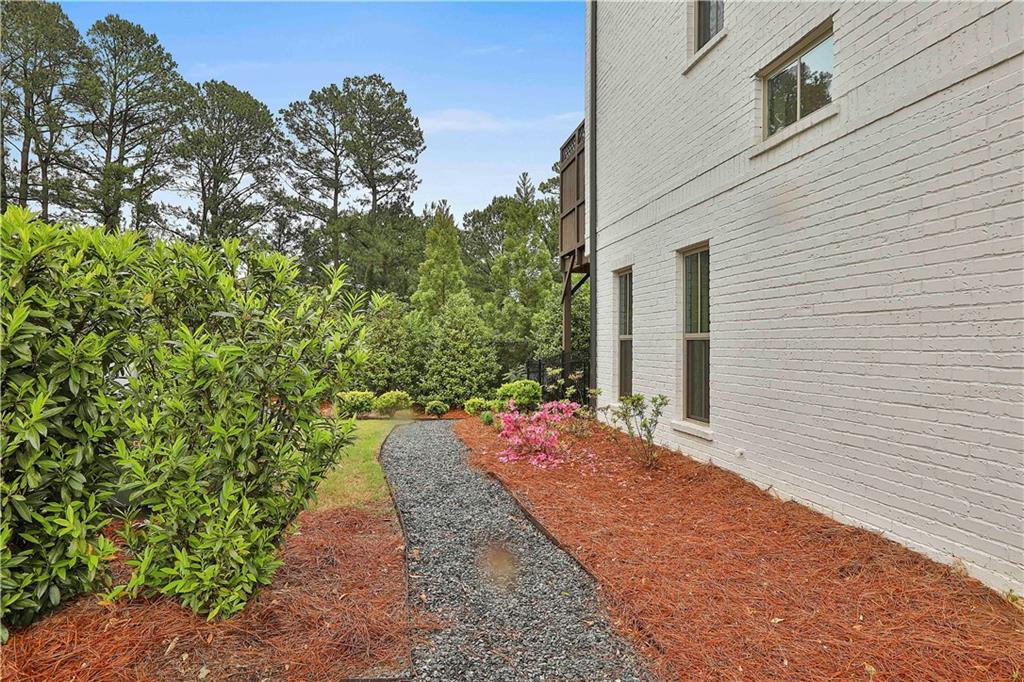 3020 Pruitt Lane