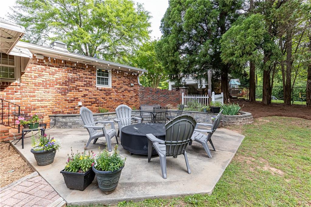 1577 Riderwood Court