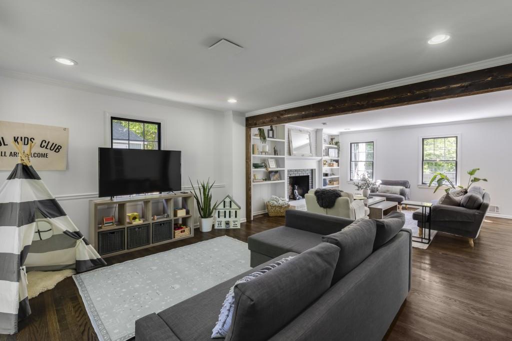 5477 Woodsong Trail