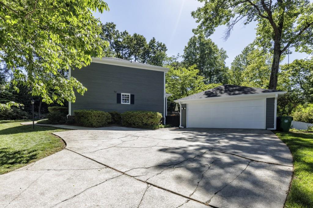5477 Woodsong Trail