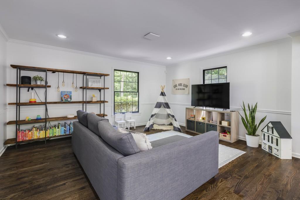 5477 Woodsong Trail