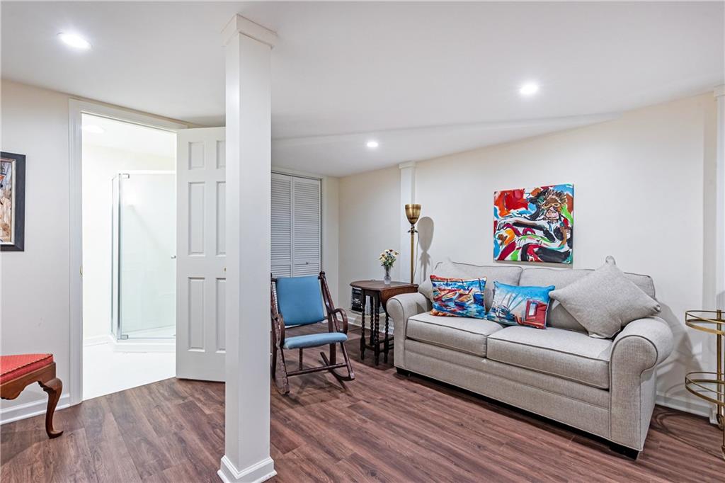 3494 Paces Place NW