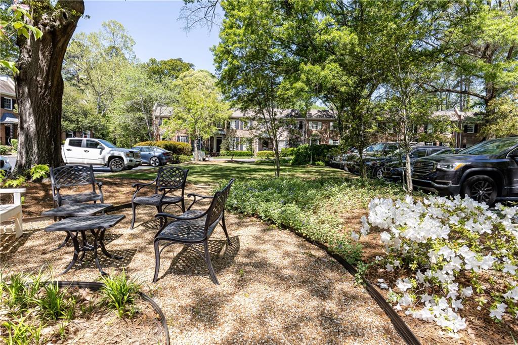 3494 Paces Place NW