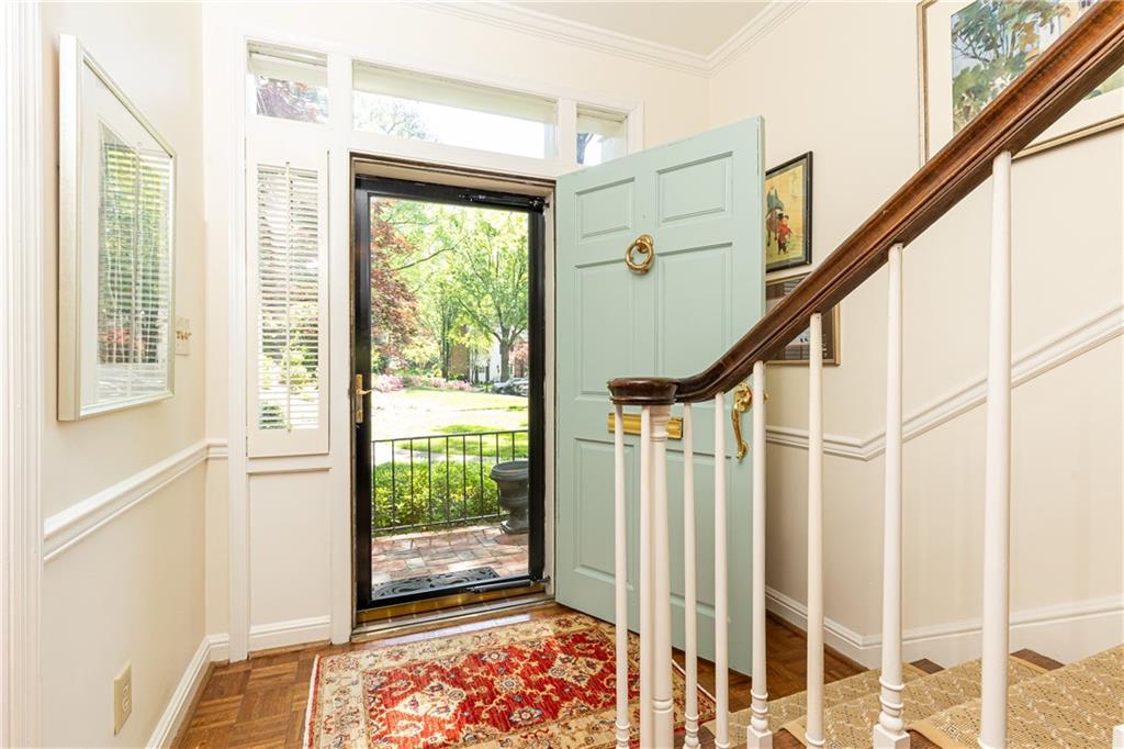 3494 Paces Place NW