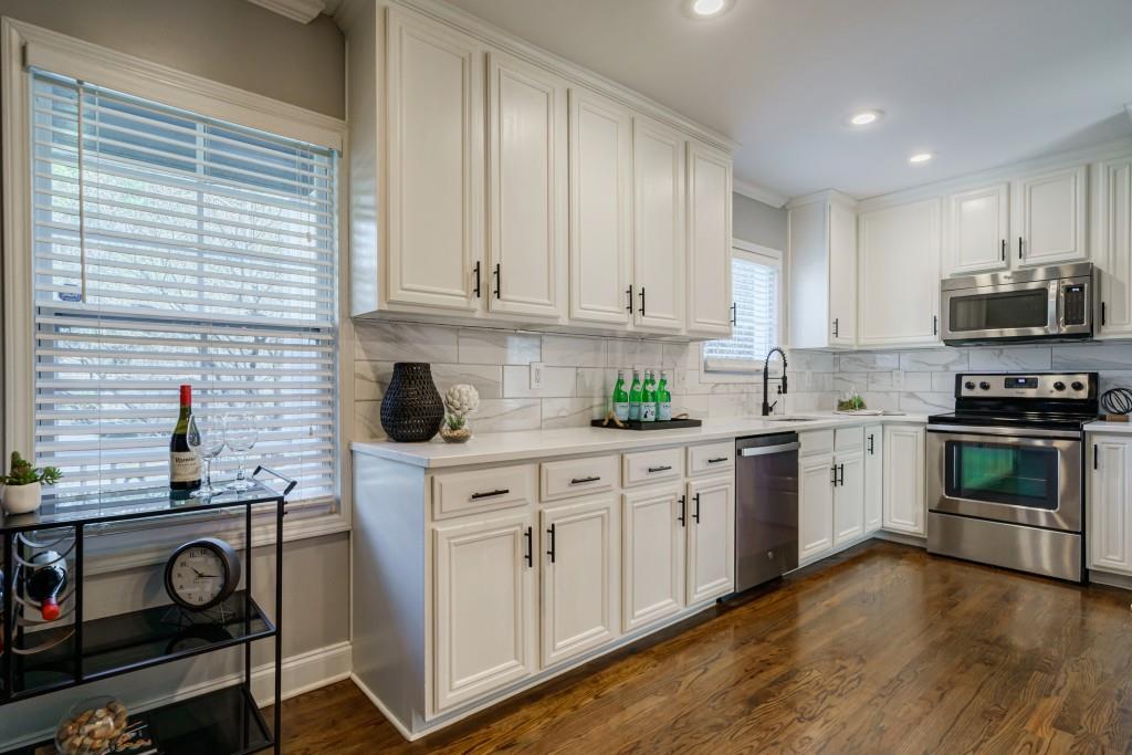 995 Lindbergh Drive