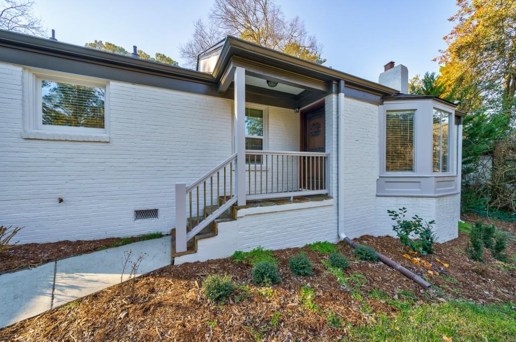 995 Lindbergh Drive