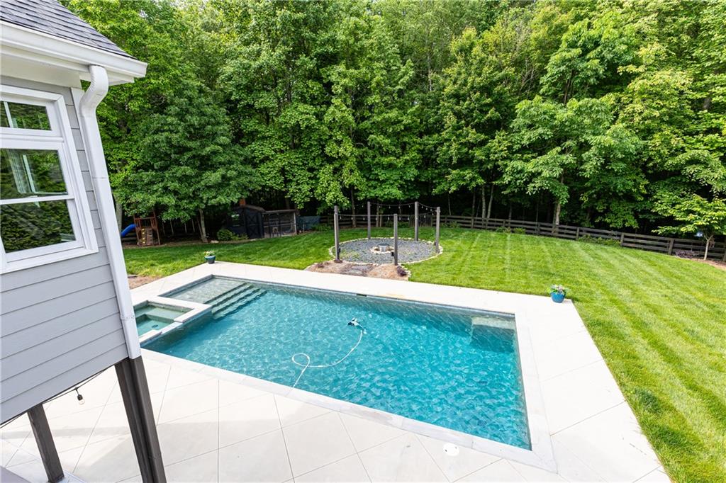 716 Goodson Road