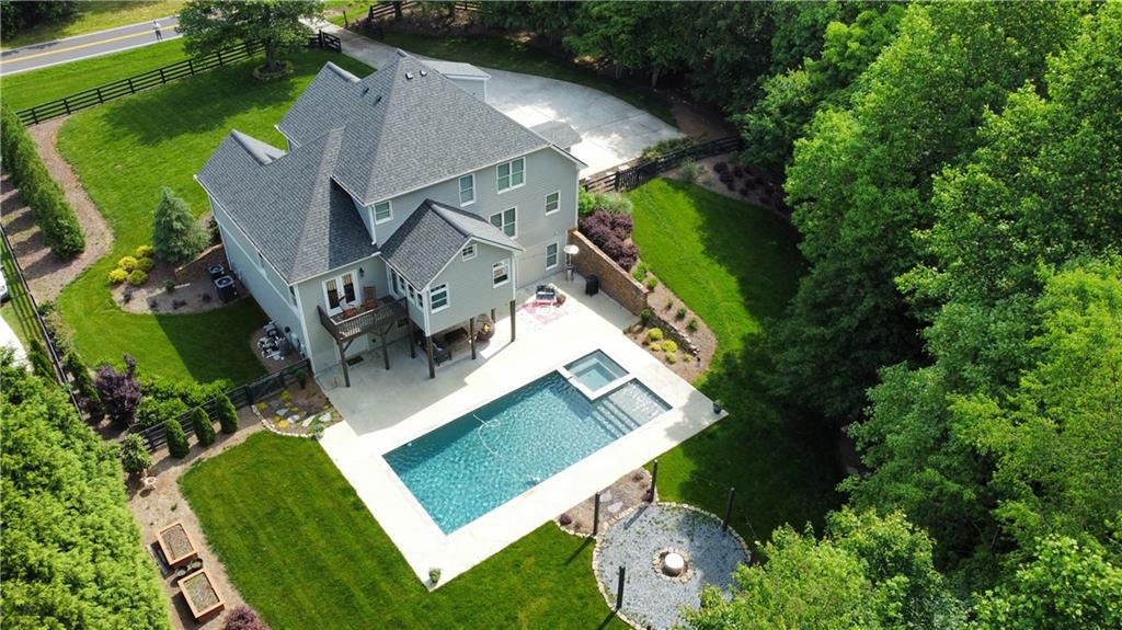 716 Goodson Road