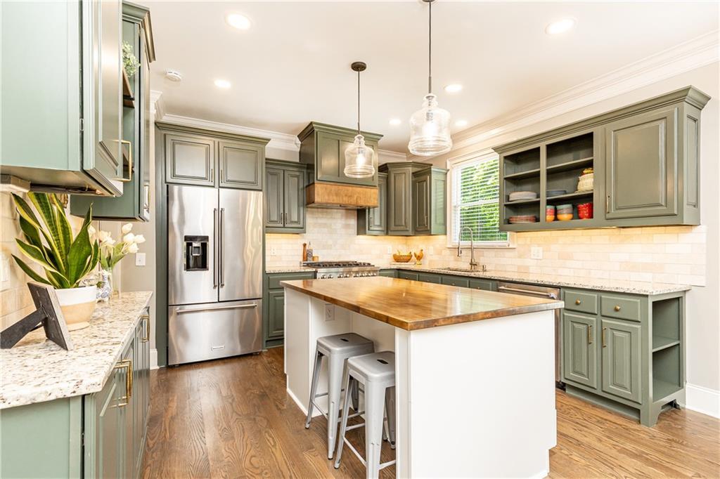 716 Goodson Road