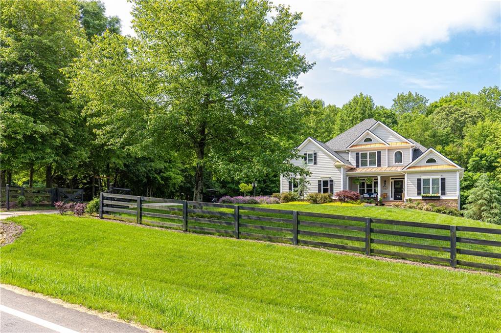 716 Goodson Road